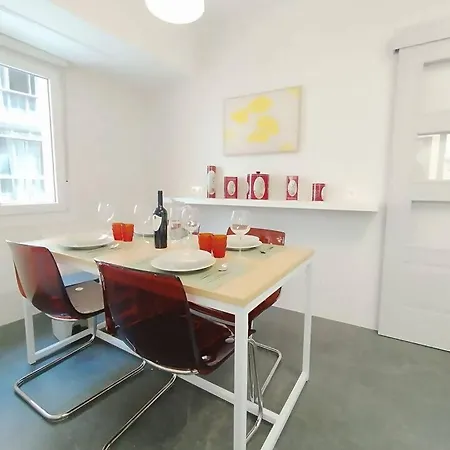 Apartmán Espacioso, 4 Hab, Parking Gratis & Lic: Ebi-02928